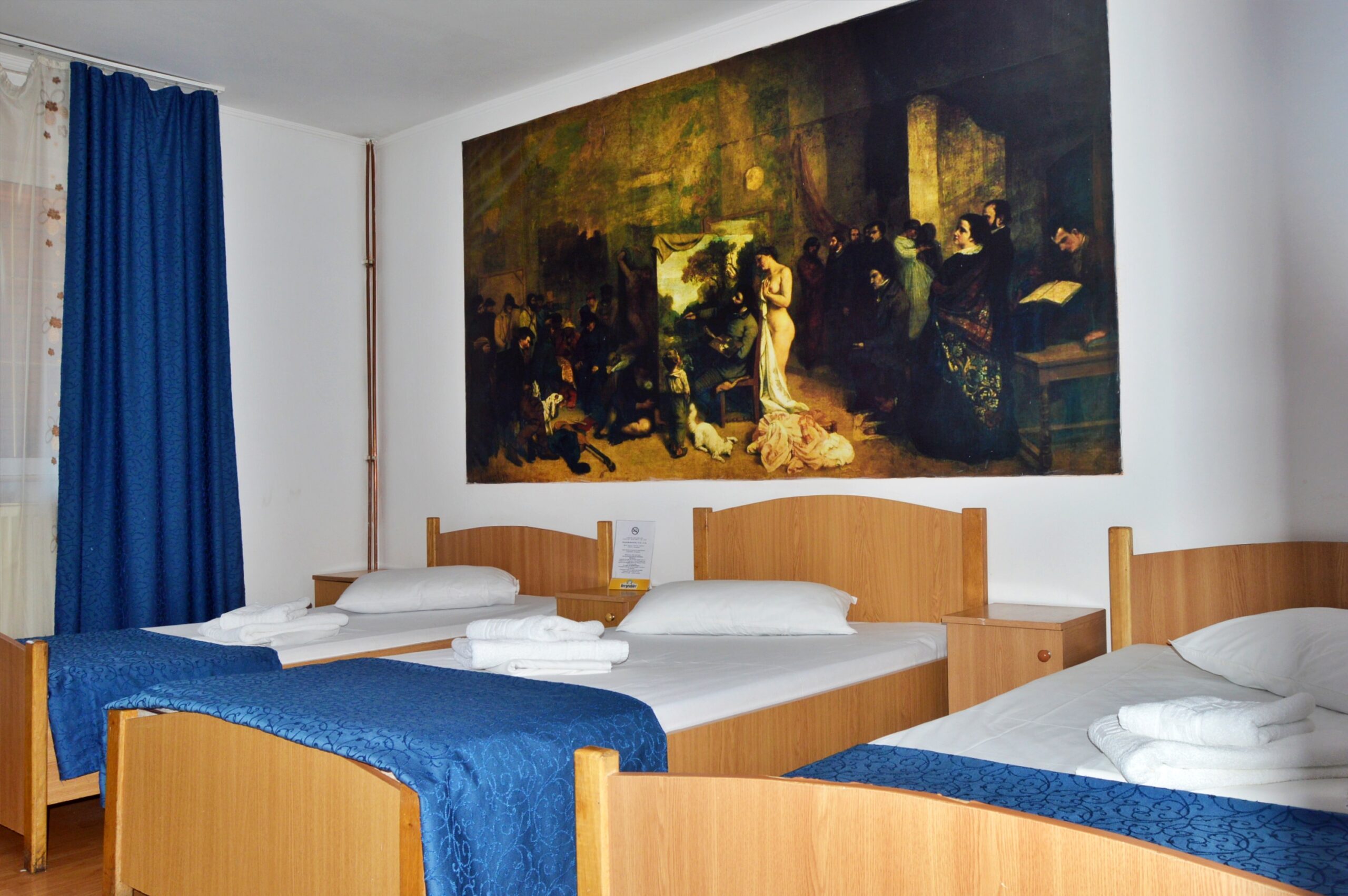 Tripla-1 Camera Tripla Pensunea SUPCA